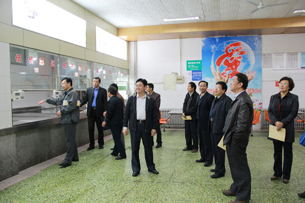 <a href='/2014/1103/c4959a231574/page.htm' target='_blank' title='省市食药监系统领导专家到饮食服务中心检查食堂工作'>省市食药监系统领导专家到饮食服务中心检查食堂工作</a>